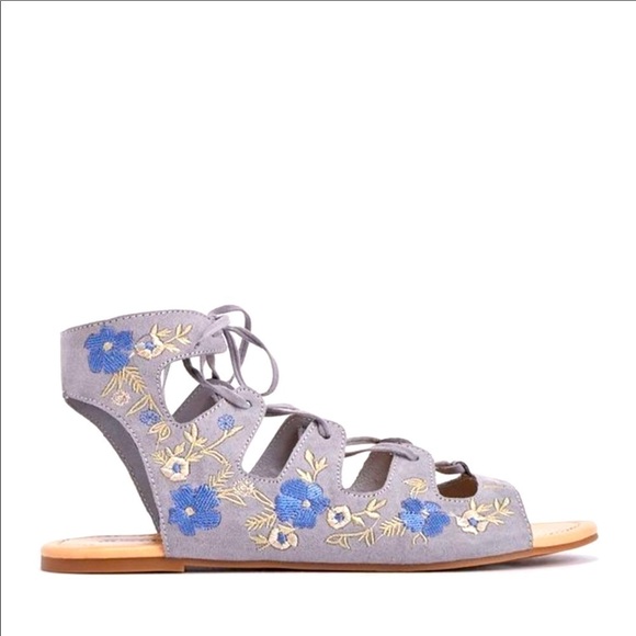 JUSTFAB Gray & Blue Floral Open Toe Lace Up Sandals Size 10 Fits Size 9 - Picture 1 of 2